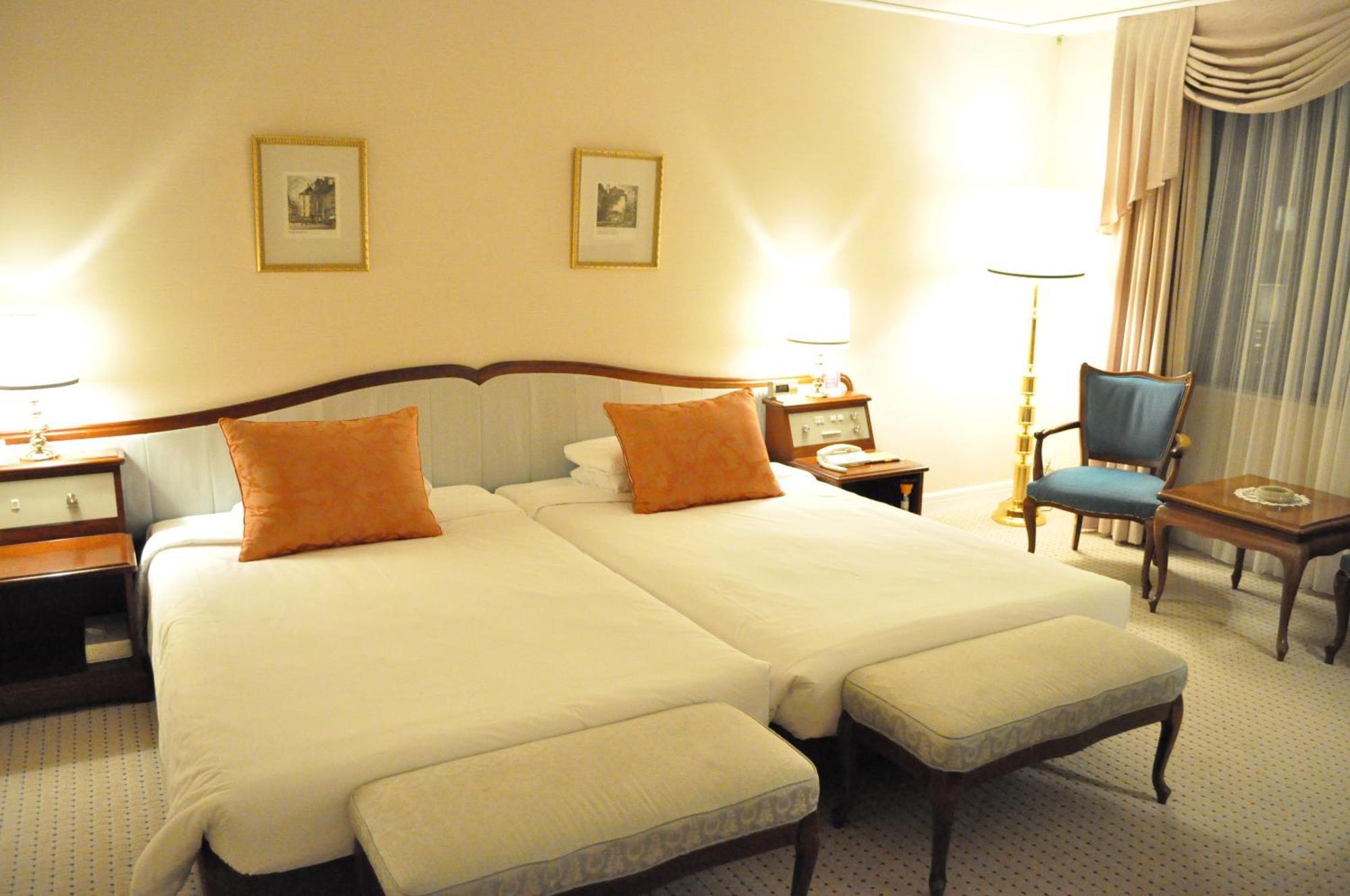 Nagoya Tokyu Hotel Kültér fotó A room at the hotel
